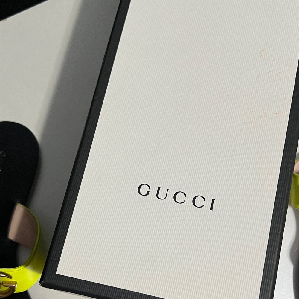 Gucci Women's Bright Yellow Sandals - Picture 2 of 6